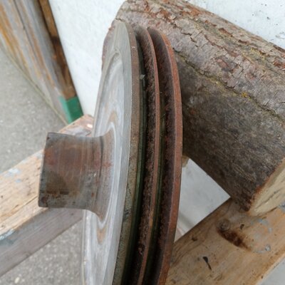 Verkaufe Keilriemenscheibe - Bild1